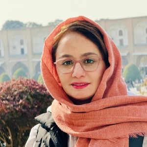 دکتر مرضیه نفری دندانپزشک اصفهان