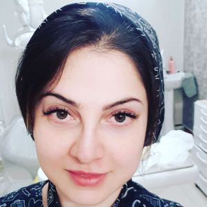 دکتر مریم شفیعی متخصص درمان ریشه دندان
