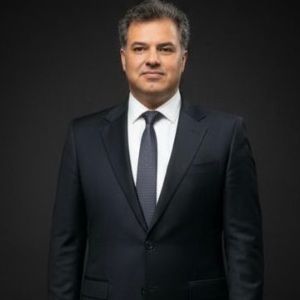 دکتر حمیدرضا پیری اردکانی جراح پلاستیک