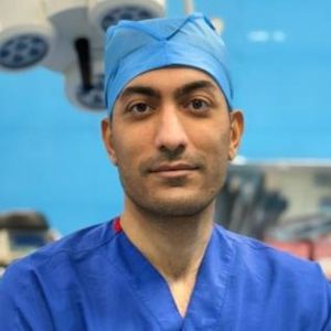 دکتر مهدی معزی متخصص جراحی زانو