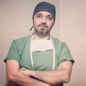 دکتر سعید سقائی متخصص جراحی مغز و اعصاب
