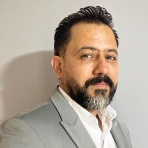 دکتر روح اله محقق نسب واعظ متخصص جراحی عمومی