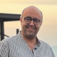 تصویر دکتر علیرضا صفوی پور متخصص داخلی