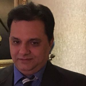 دکتر محمدرضا پیرزاده متخصص اعصاب و روان